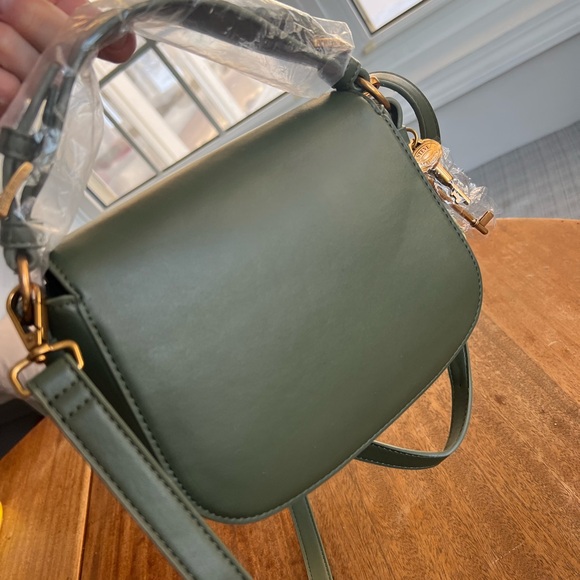 Steve Madden Olive Crossbody Bag - Picture 3 of 4